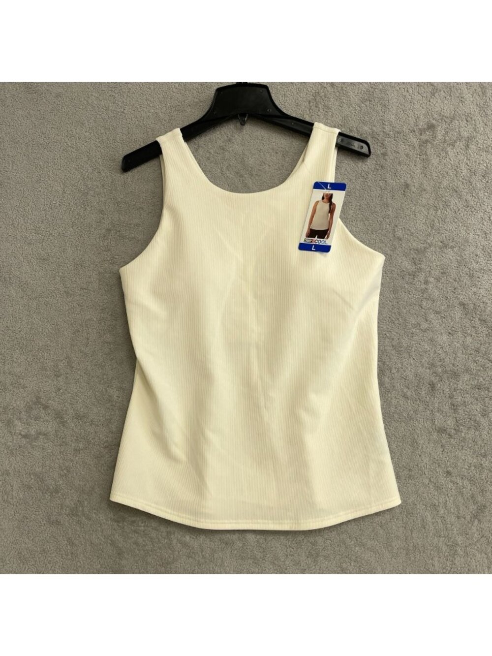 NWT 32 Degrees Women's L Cream Tank Top Ribbed Build in Bra  J1950
